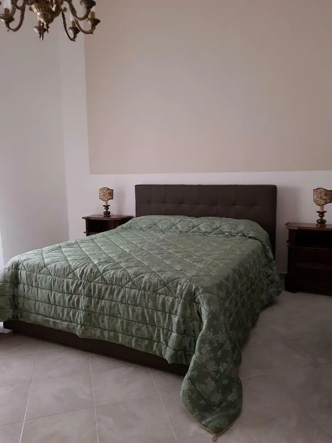 Rosa fiorita Hotel Erice